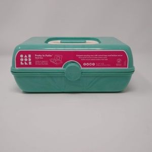 Caboodles Makeup Storage Petite Classic Case NEW